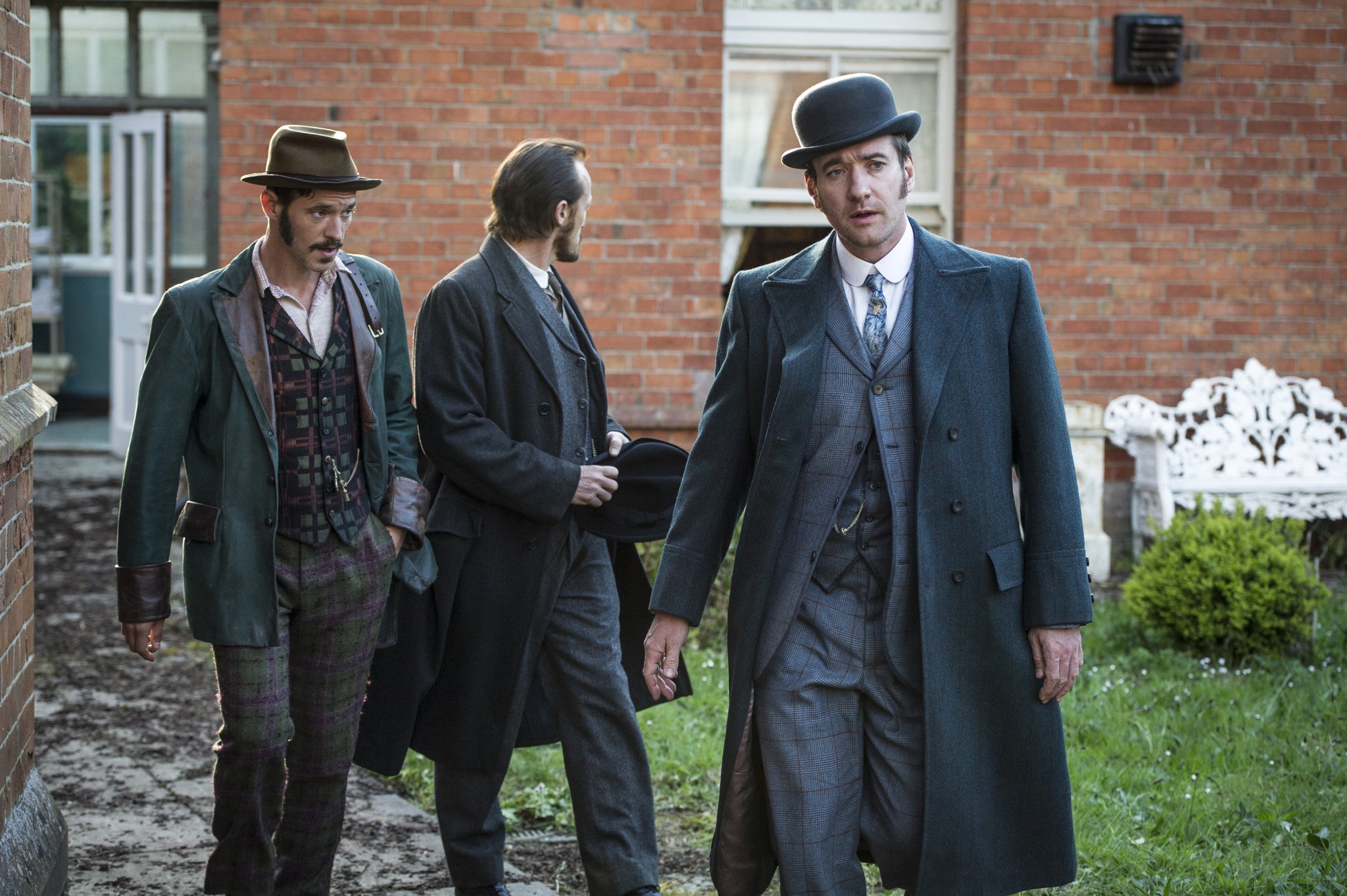 F10 RIPPER STREET (series 2) - Cynopsis Media