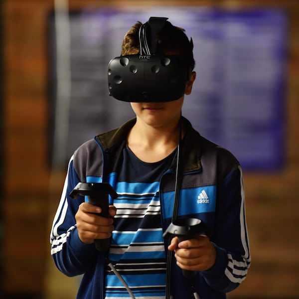 HTC Vive VR Virtual Reality Headset