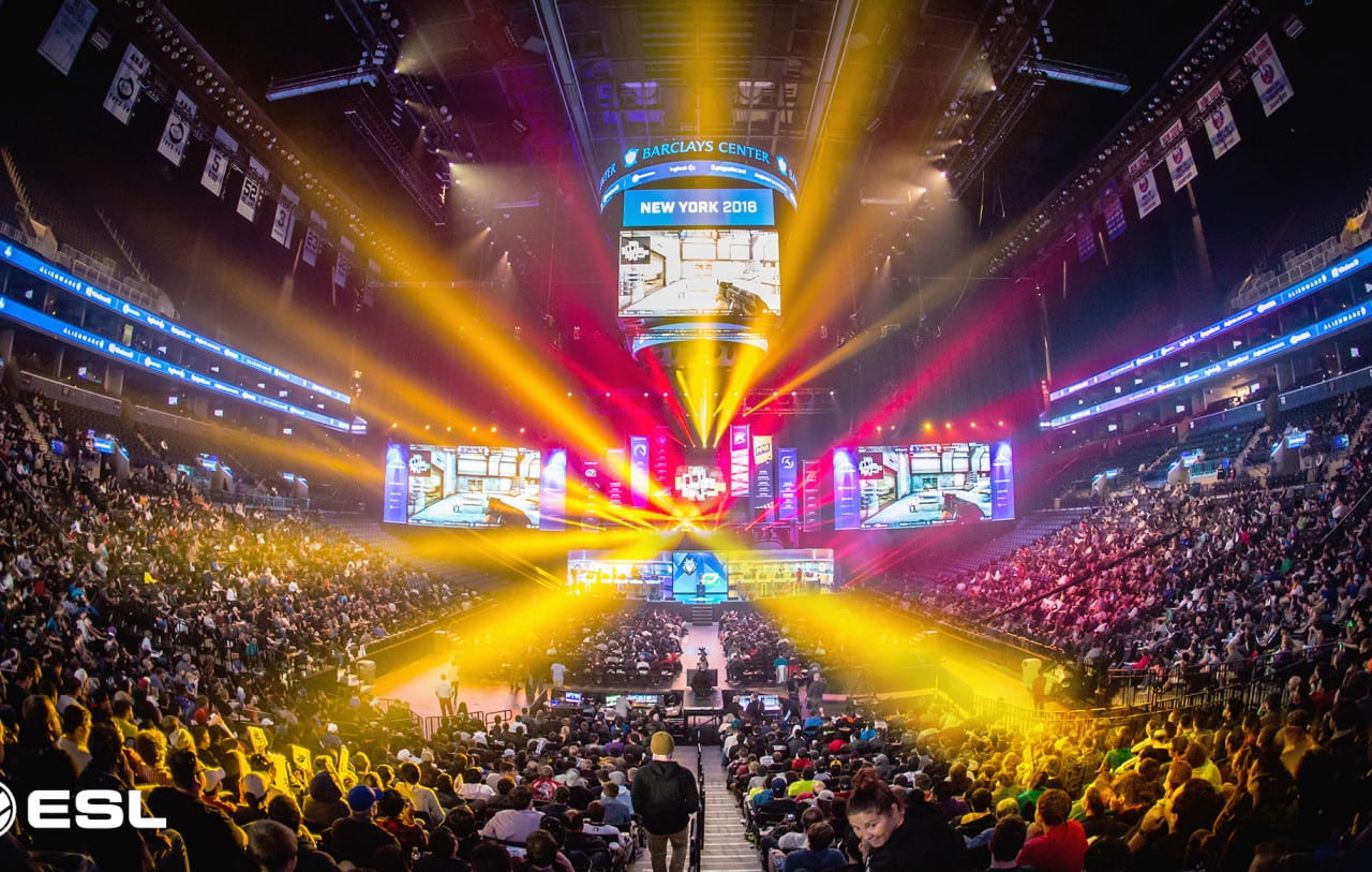 20161001_Helena-Kristiansson_ESLOneNY_0353-cropped