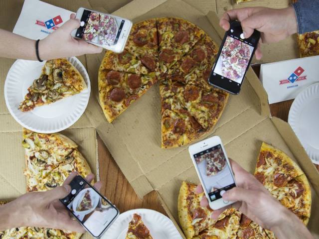 dominos