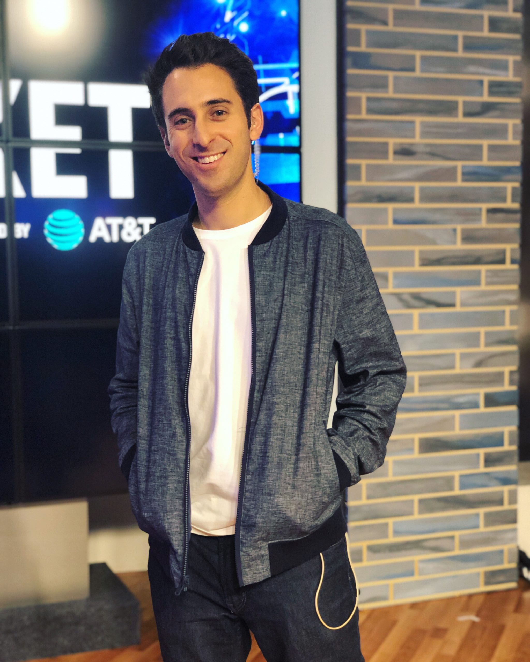 jeff-eisenband-host_nba-2k-league-msg-networks-nba-twitch-twitch-rivals-front-office-sports-ozy-complex-whistle-sports-and-golf-magazine