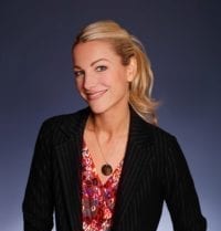 lindsayczarniak_original-rev-200x300_cropped