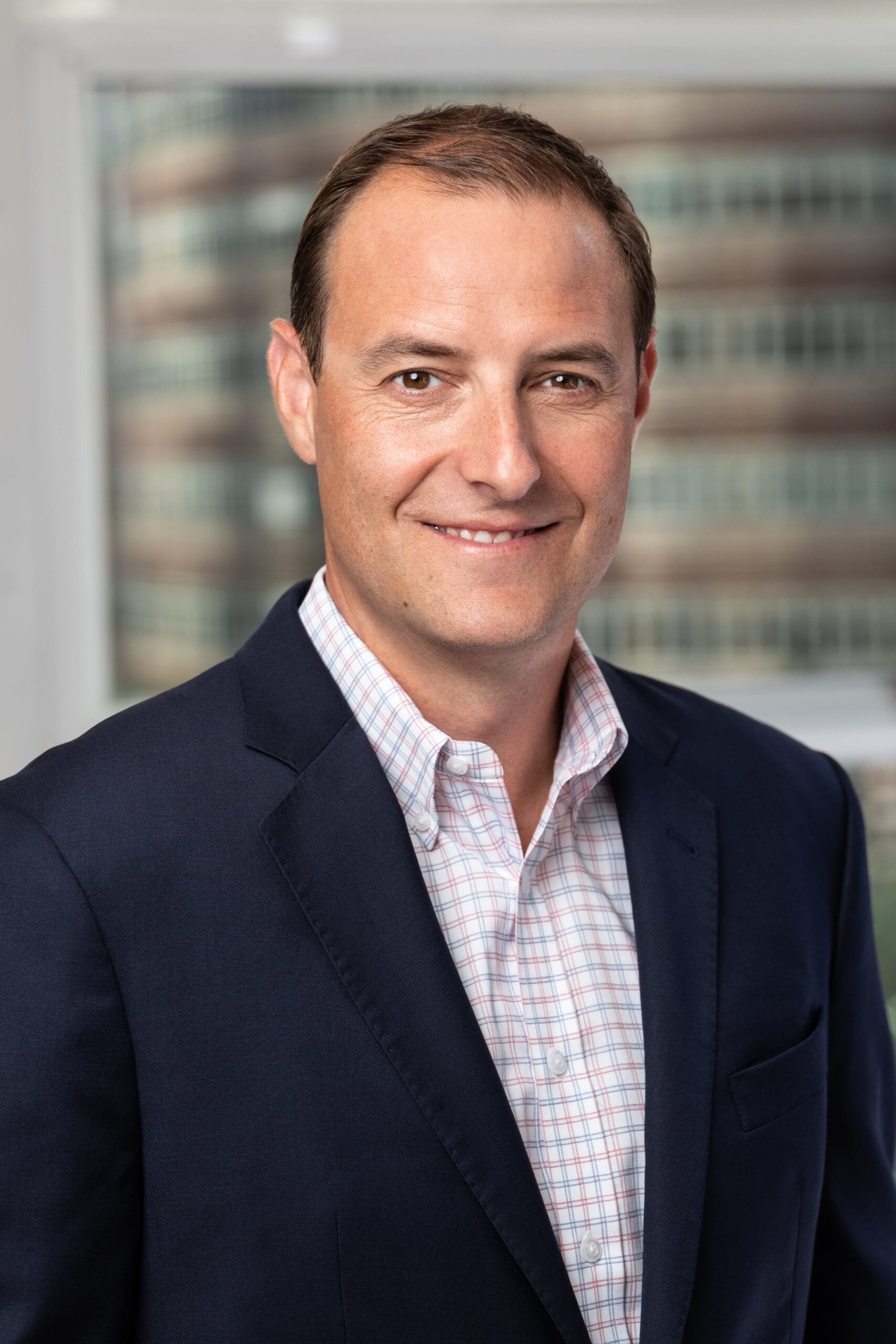 steve-silvestri-headshot-min