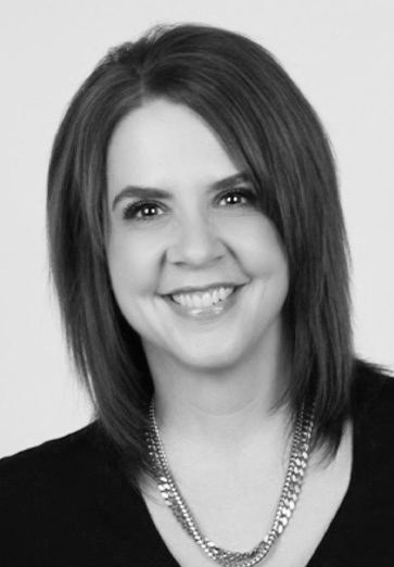 Headshots_Lori-Tavoularis