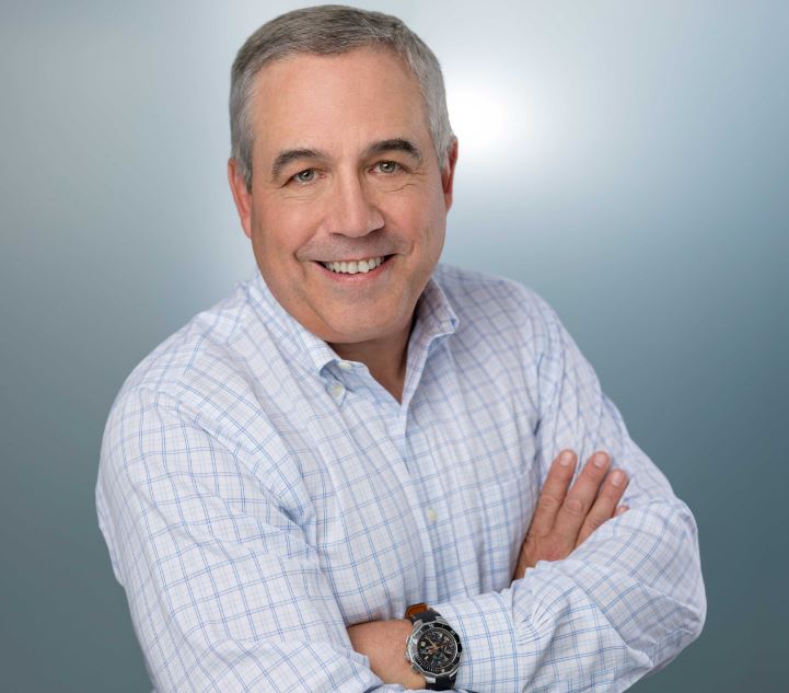 charlie-holmes_headshot