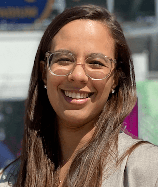 Frances Arthur – Social Media Groundbreakers