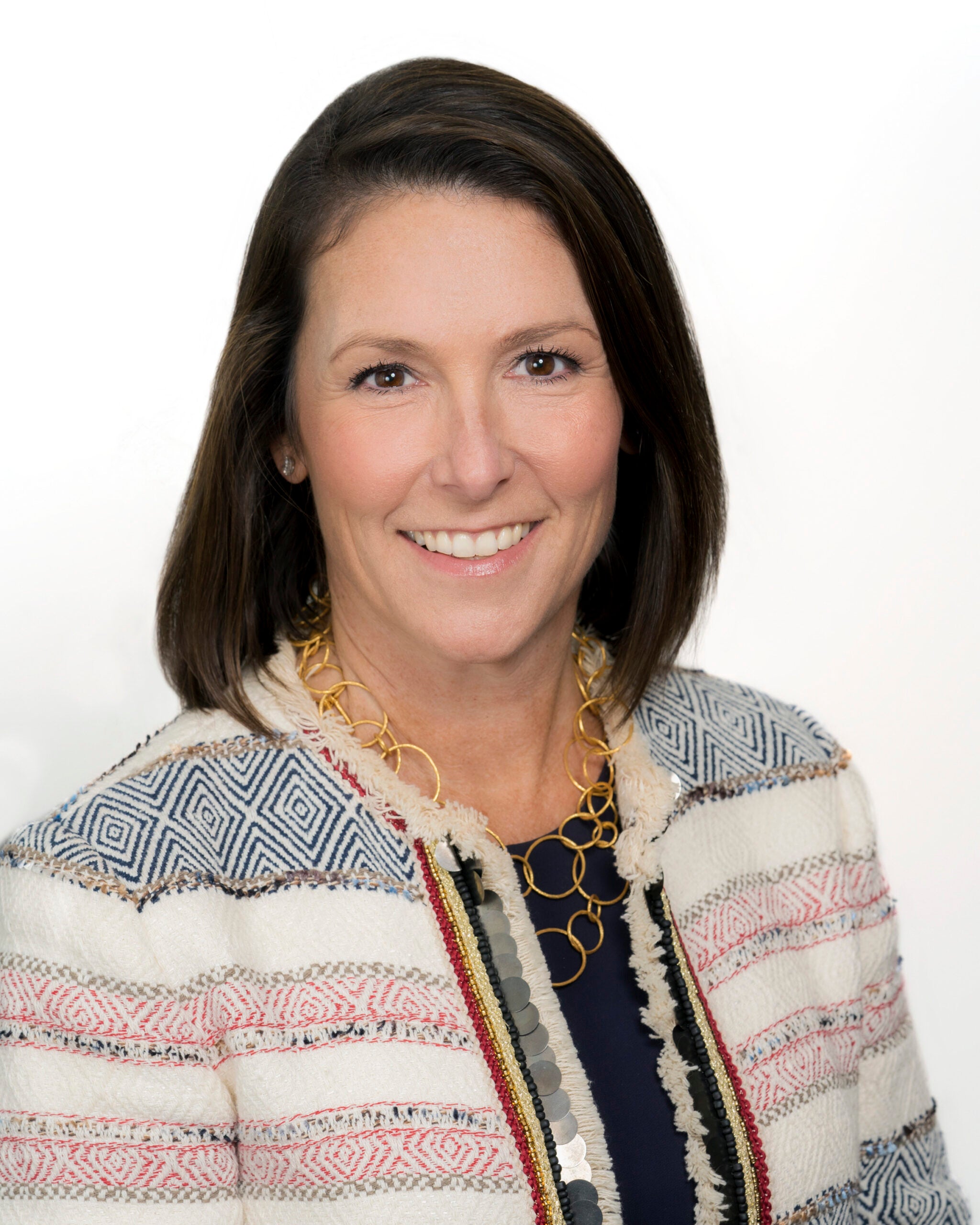 Suzanne Sullivan Headshot (003)