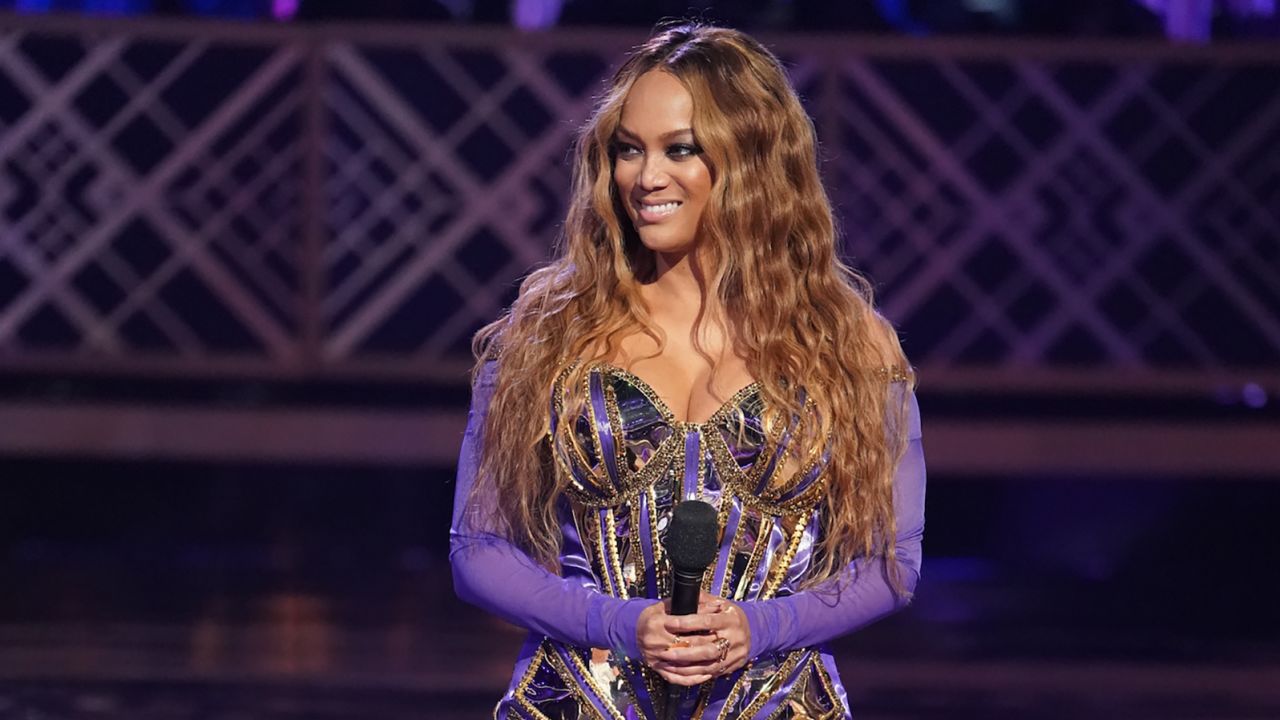 Tyra Banks/DWTS