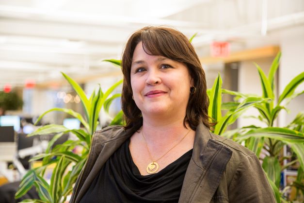 Laura McElhinney Headshot_SM