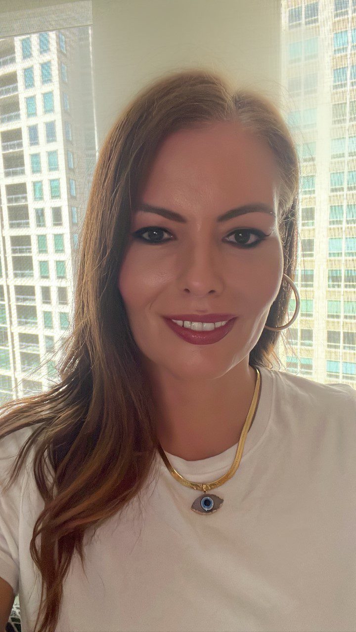 thumbnail_GroupM Headshot – Esra Bacher