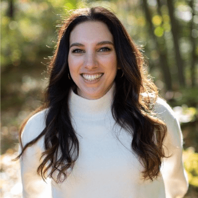 Julia Goorin Headshot[24]