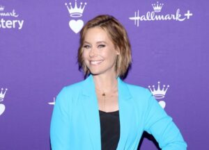 Ashley Williams to host Hallmark+ dating series