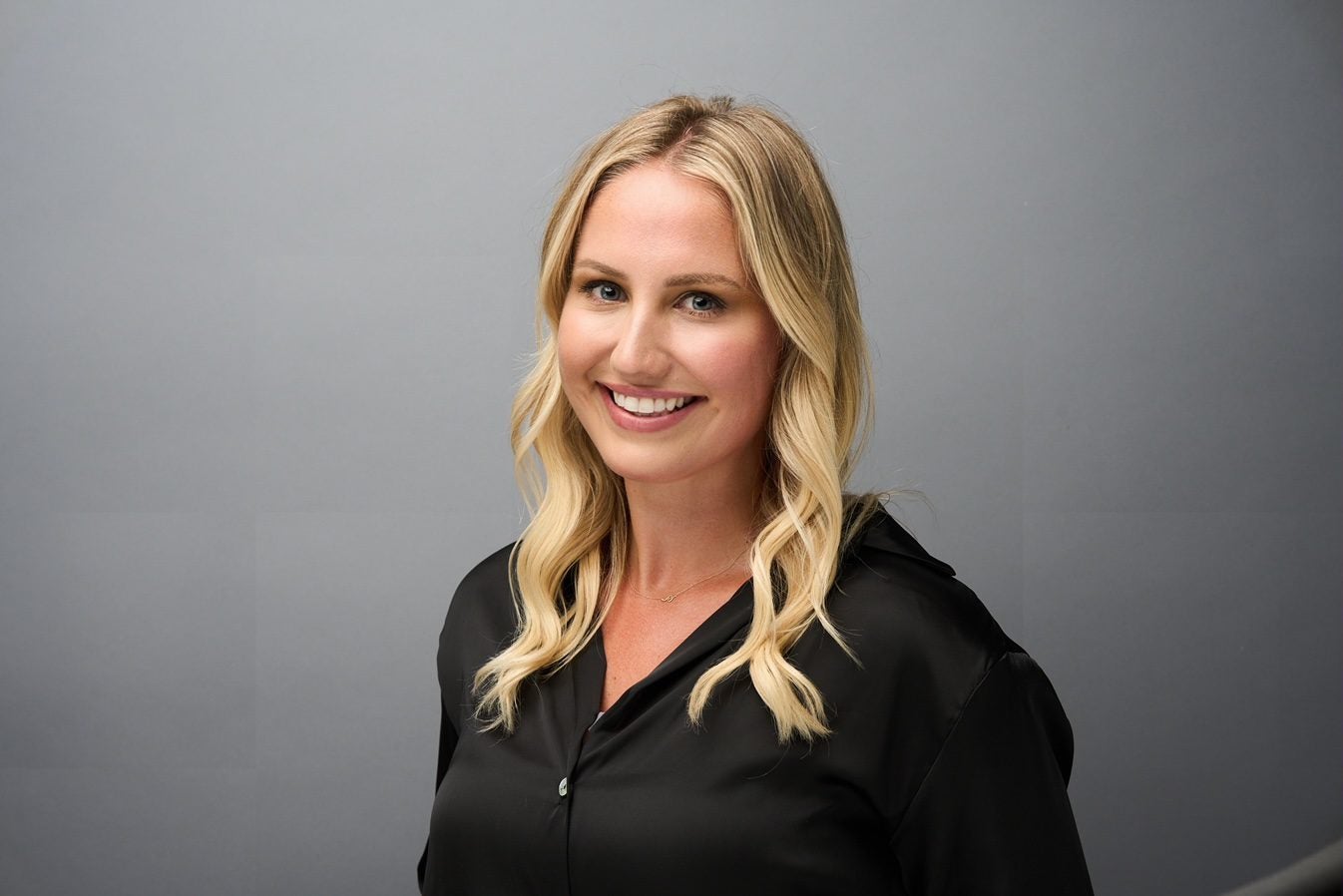 JustineFrostad_Headshot (1)