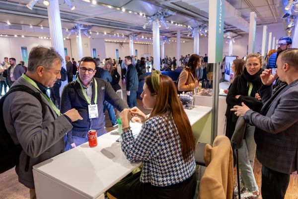 Take this time to unwind, grab a drink and connect with prospective partners and peers alike.