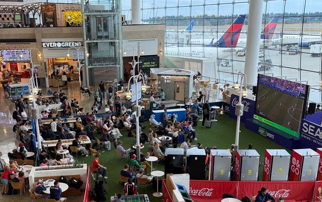 Streamlined 8/27/26: Reaching TV Audiences At The Airport